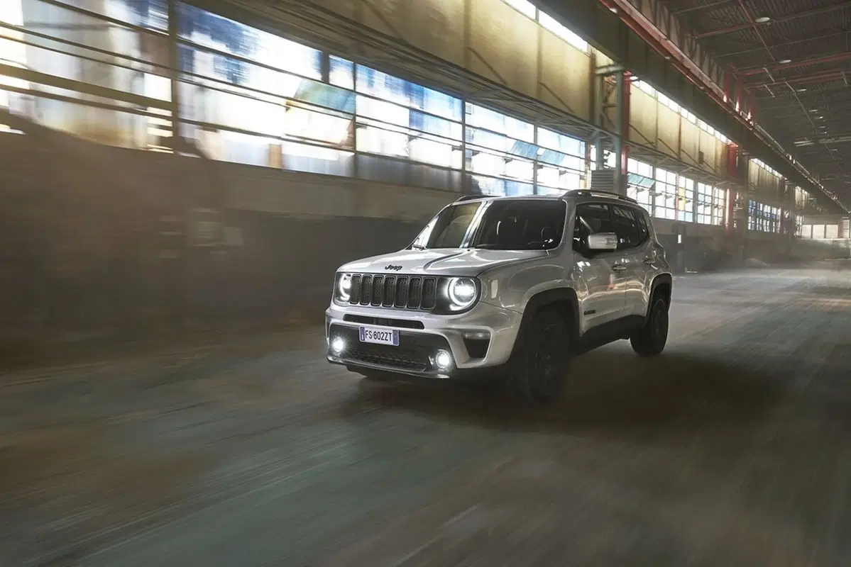 Jeep Renegade, Compass e Cherokee S: i prezzi di listino (25)