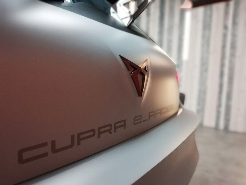 Cupra e-racer, il primo modello della vettura che correr&agrave; nell&#039;ETCR nel 2020