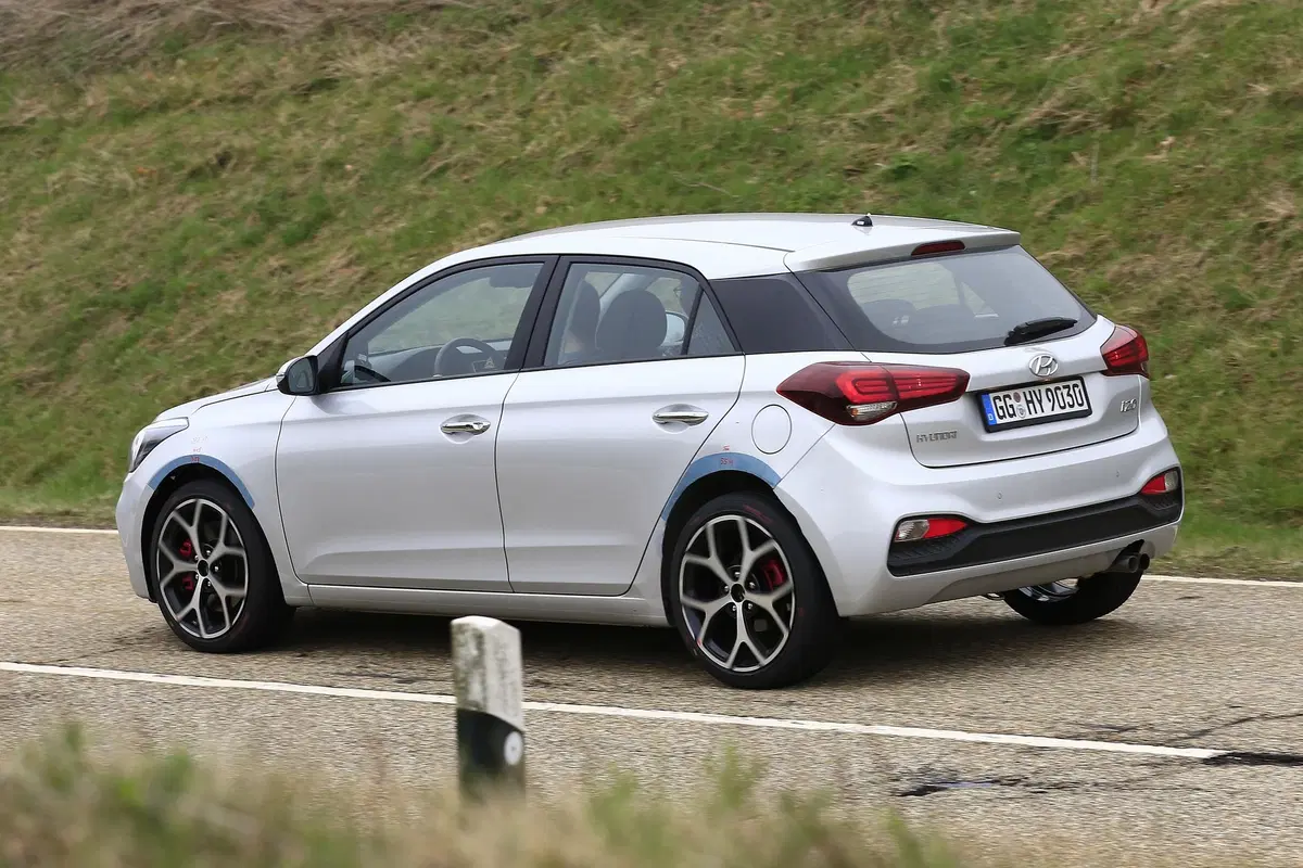 Hyundai i20 N: sarà lei la prossima sportiva coreana? [Foto spia] (2)
