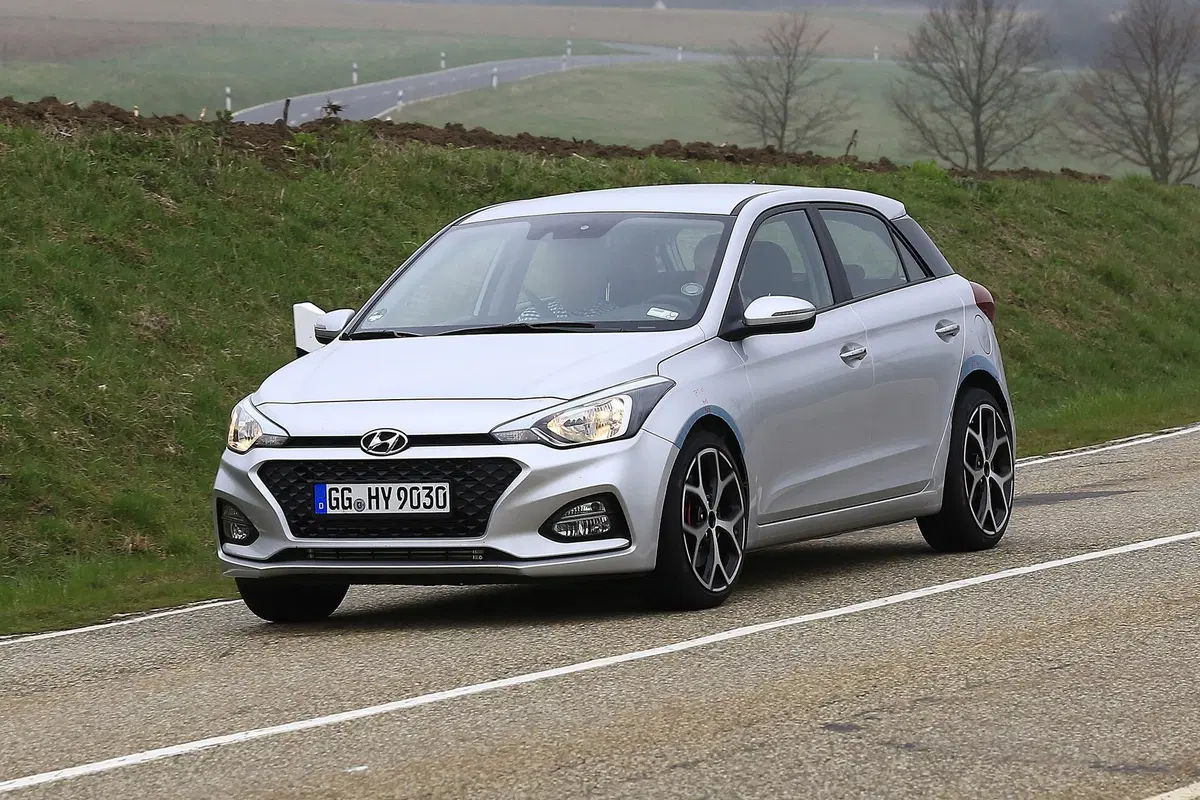 Hyundai i20 N: sarà lei la prossima sportiva coreana? [Foto spia] (5)
