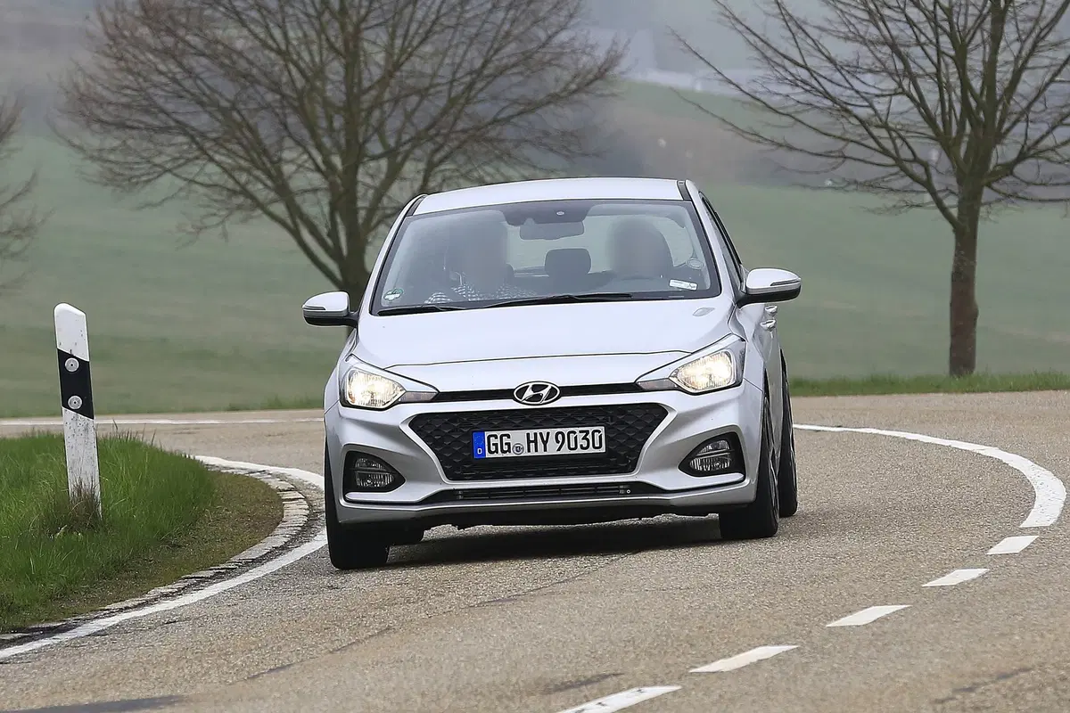 Hyundai i20 N: sarà lei la prossima sportiva coreana? [Foto spia] (13)