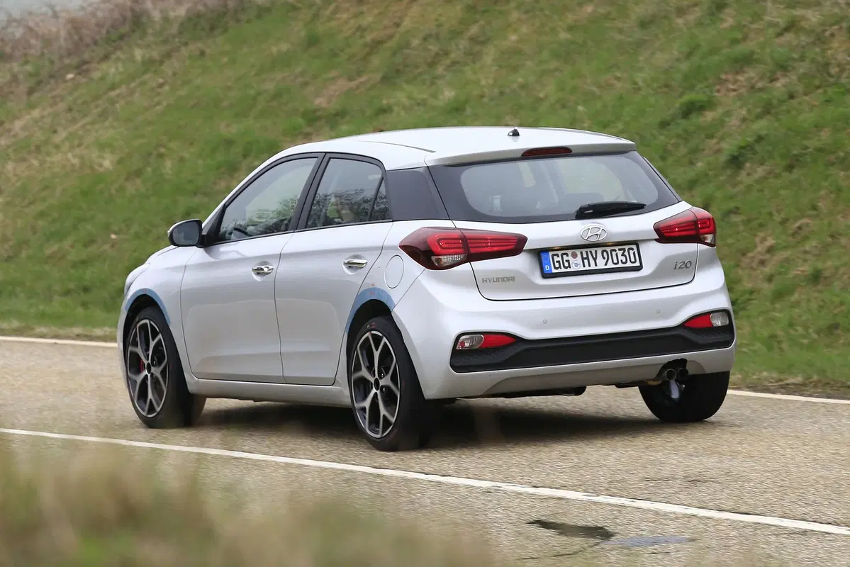 Hyundai i20 N: sarà lei la prossima sportiva coreana? [Foto spia] (11)