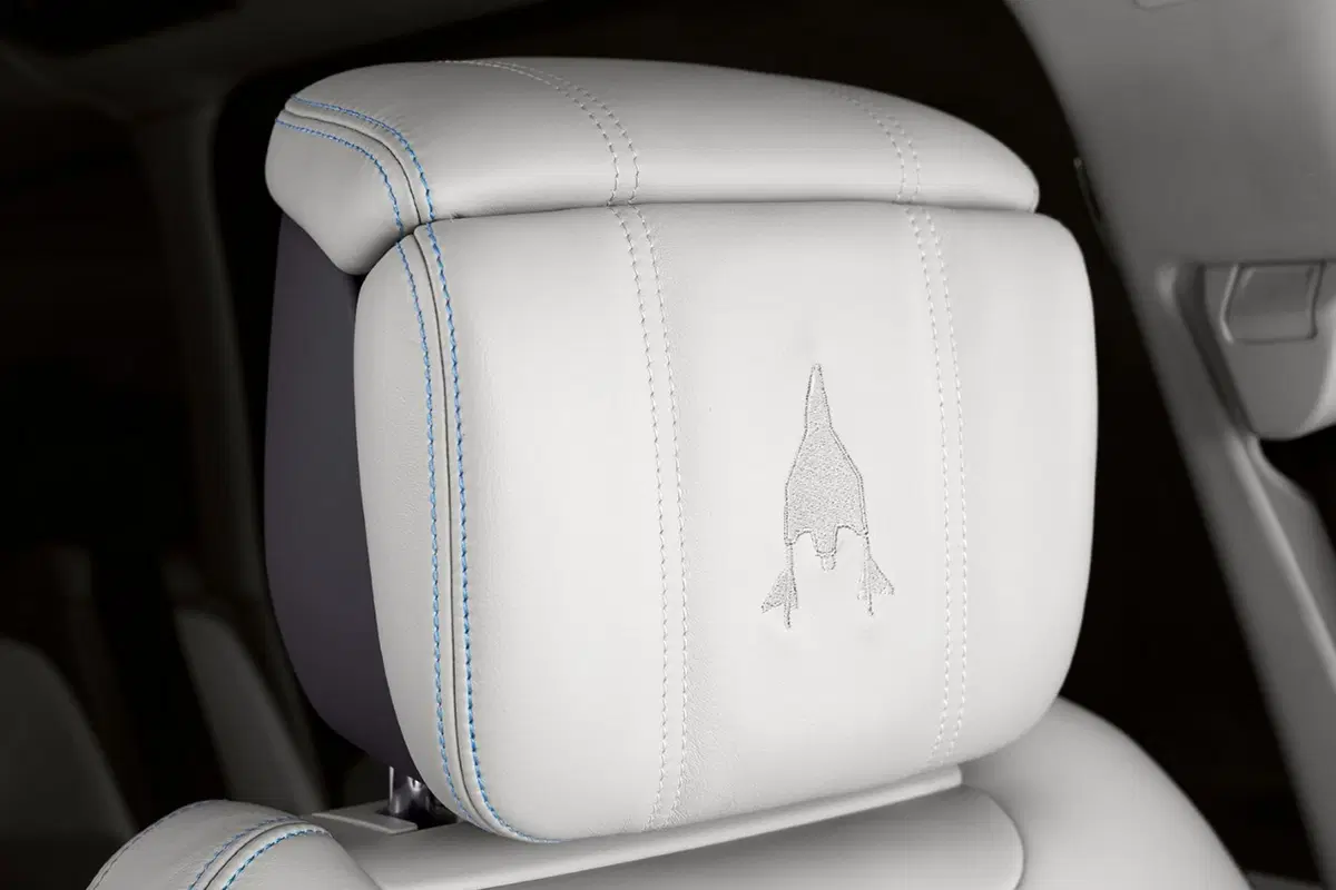 Range Rover Astronaut Edition: serie speciale con Virgin Galactic (6)