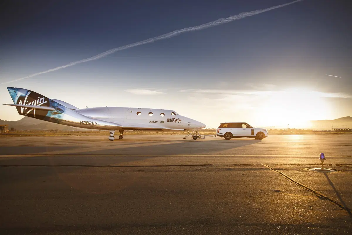 Range Rover Astronaut Edition: serie speciale con Virgin Galactic