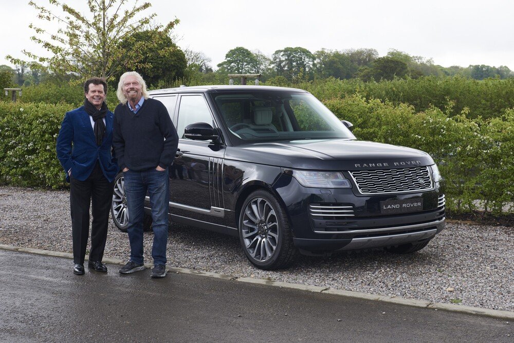 Richard Branson con la Range Rover Astronaut Edition