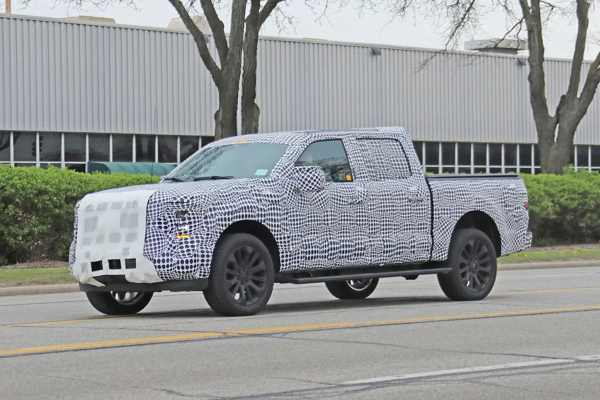 Ford F-150: verso la futura generazione [Foto spia] (21)