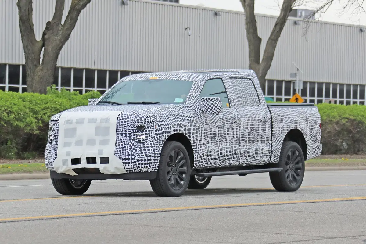 Ford F-150: verso la futura generazione [Foto spia] (19)