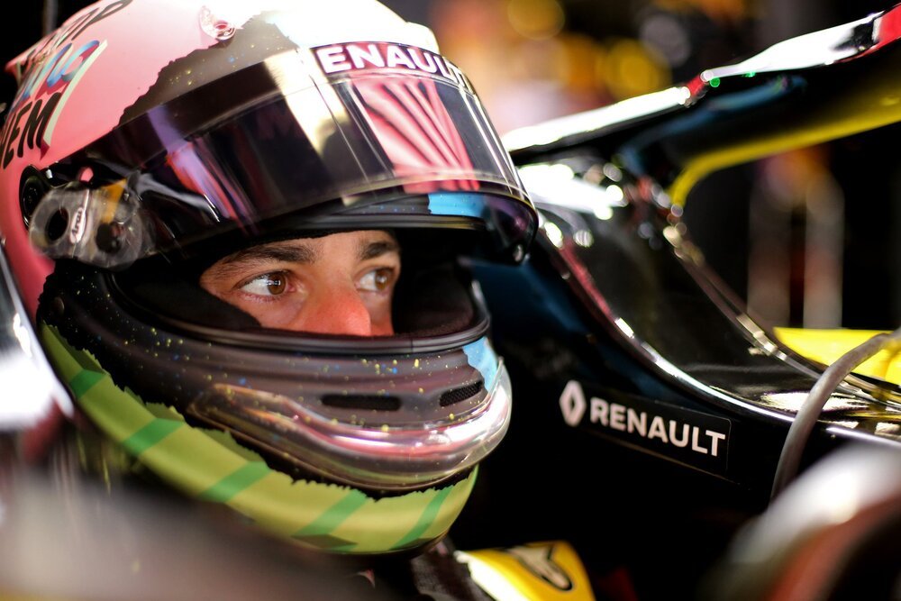 Bene Daniel Ricciardo, nella Q3 con la Renault