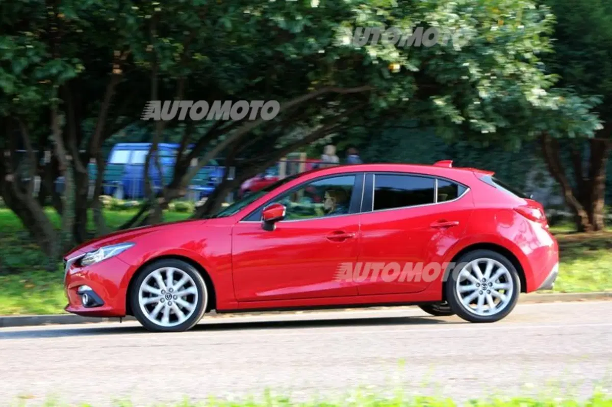 Mazda3 Skyactiv-D (2)