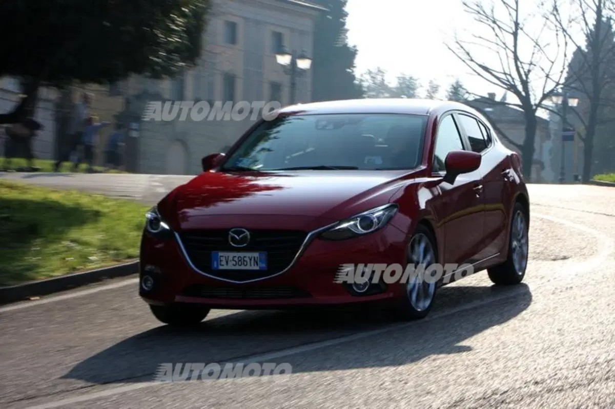 Mazda3 Skyactiv-D (4)