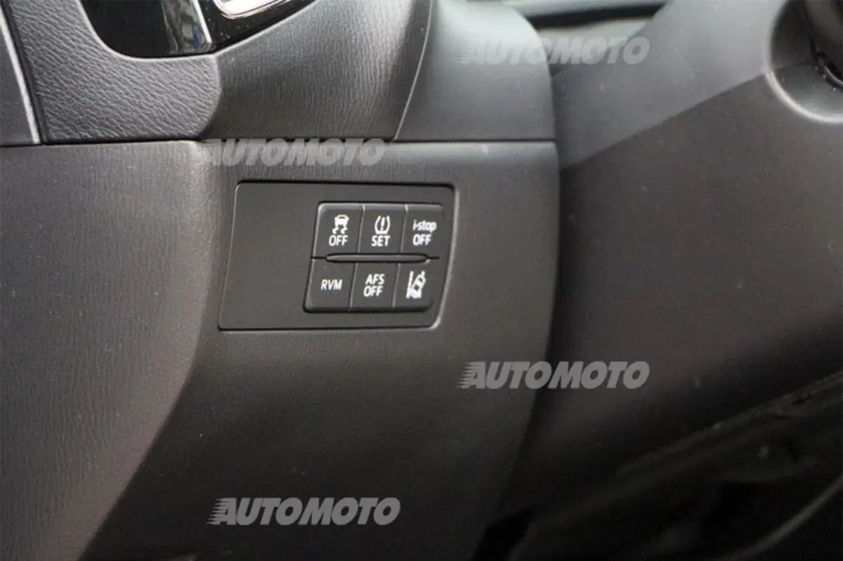 Mazda3 Skyactiv-D (27)