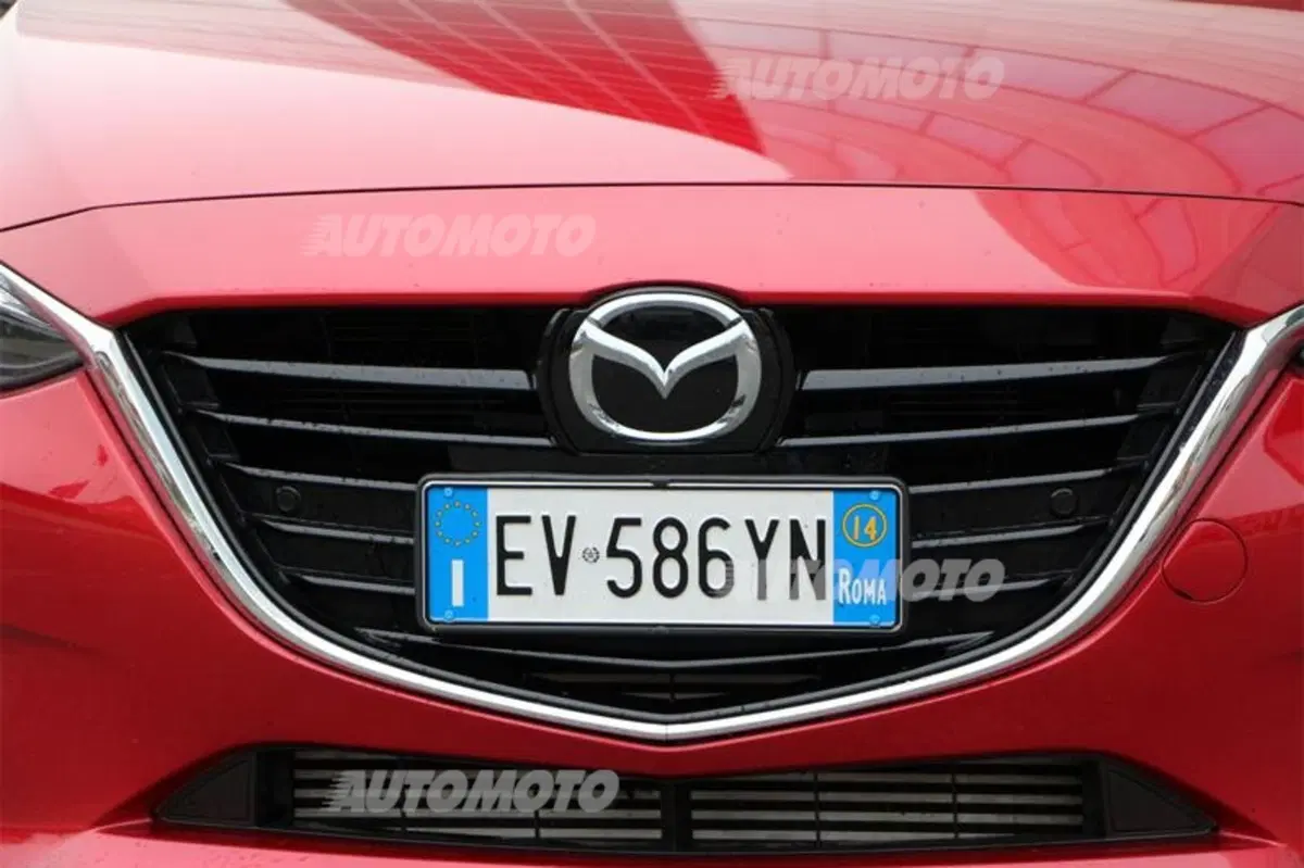 Mazda3 Skyactiv-D (28)