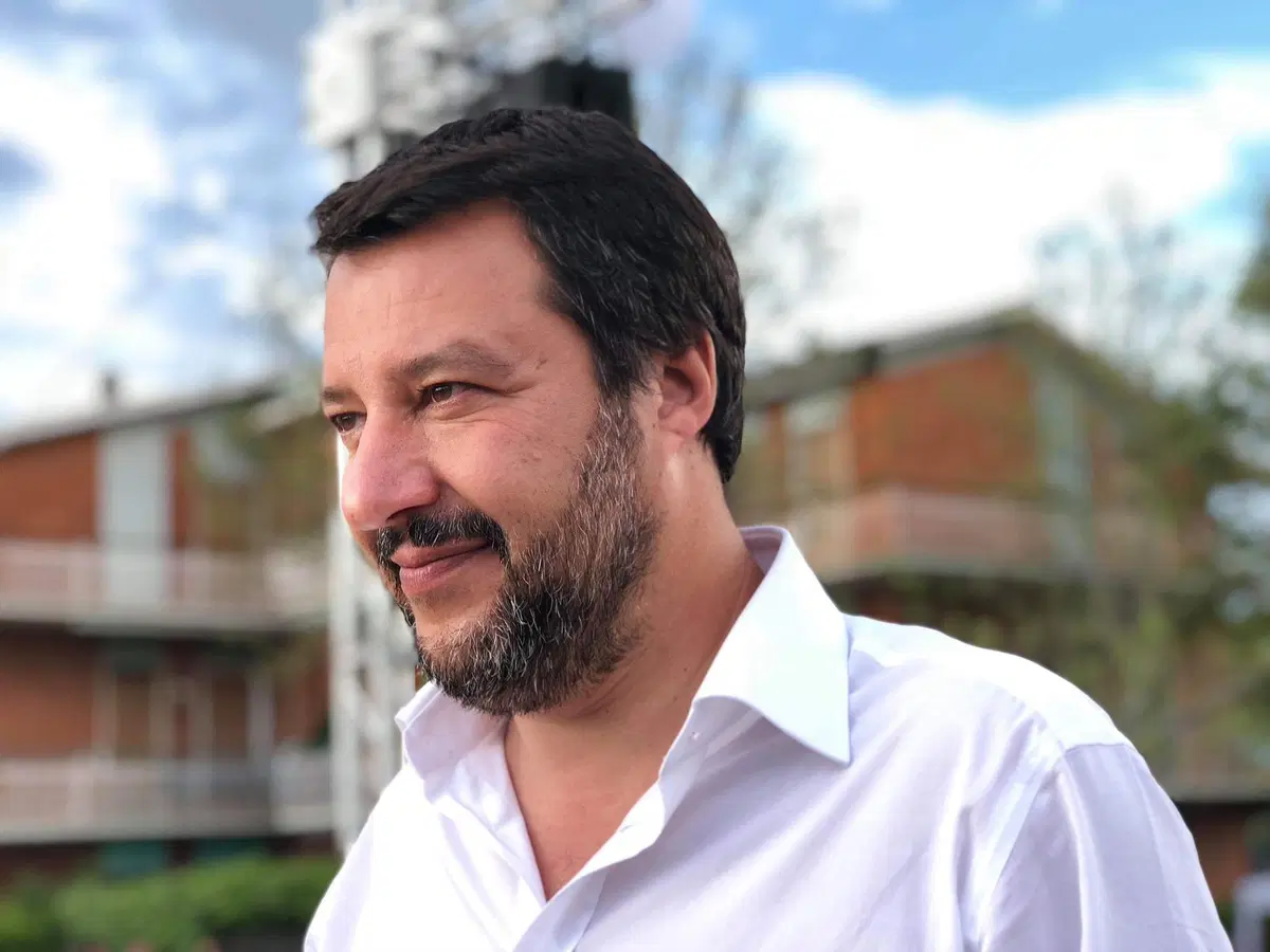 Il vice-premier Salvini pensa all’auto: tassazione giù, sicurezza su, nuovi limiti e… Controlli spietati [video] (6)