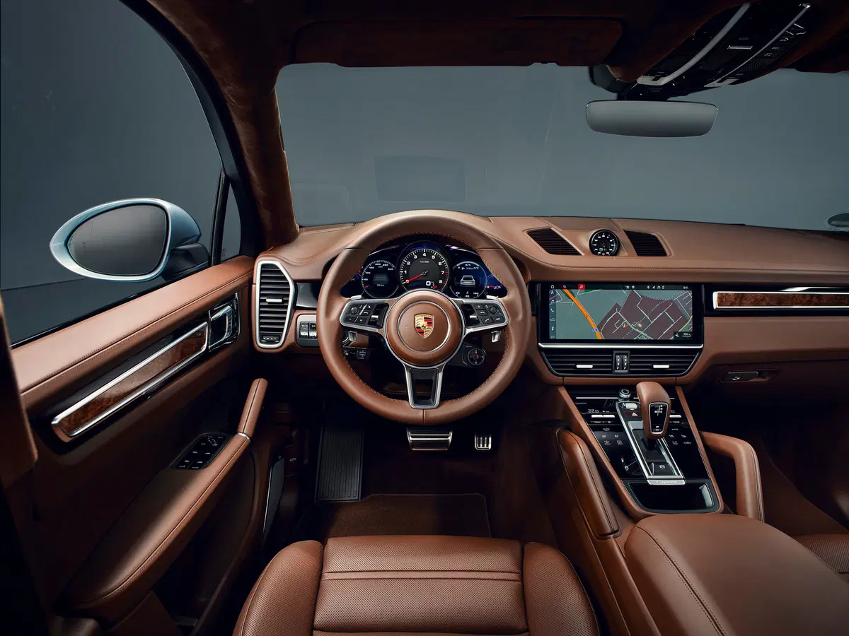 Porsche Cayenne S Coupé, debutta la variante sportiva (4)