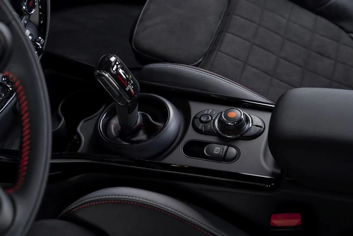Mini John Cooper Works 2019: 306 CV per Countryman e Clubman  (5)