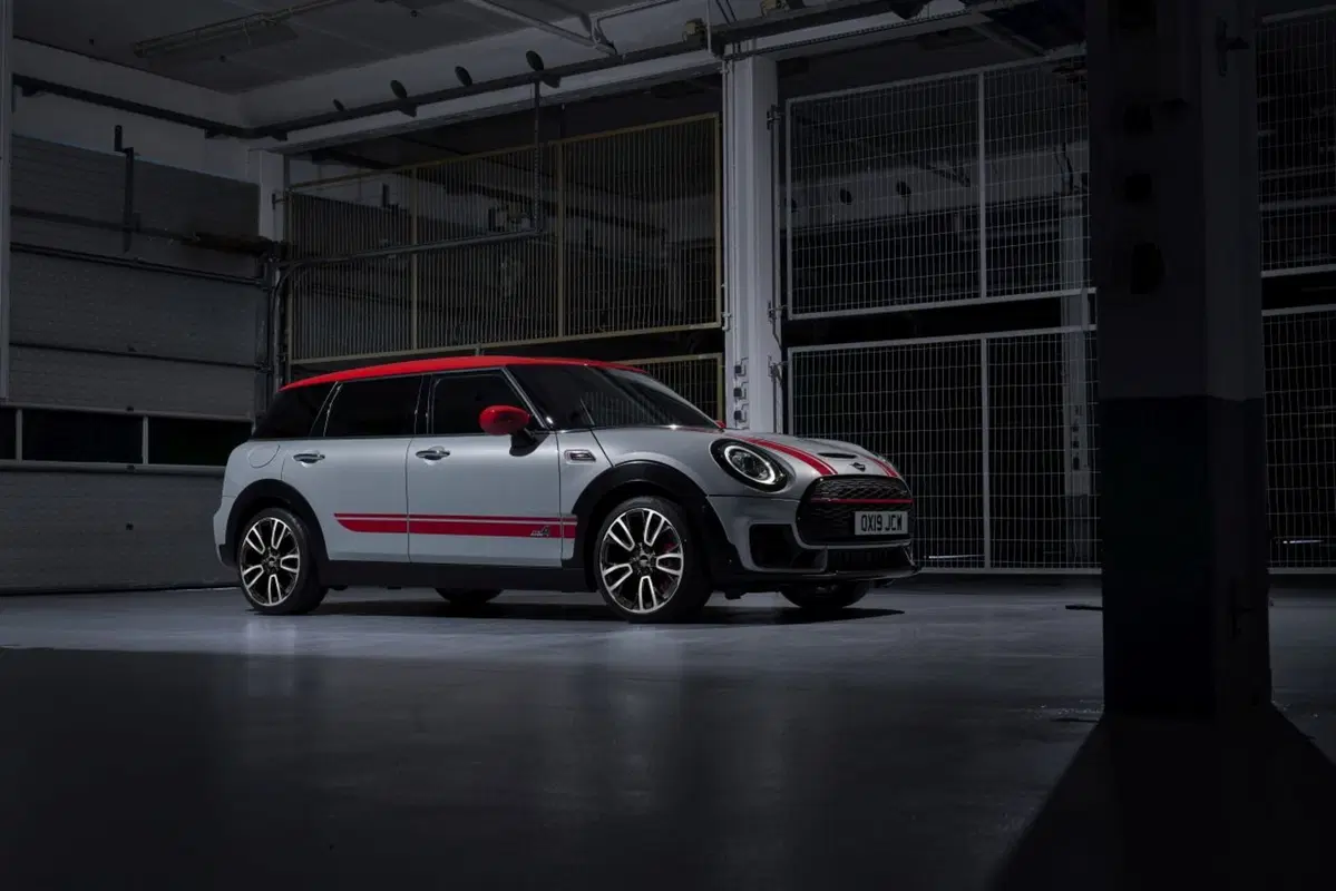Mini John Cooper Works 2019: 306 CV per Countryman e Clubman  (10)