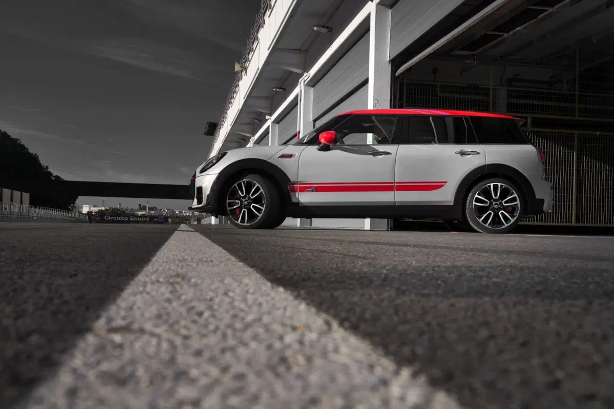 Mini John Cooper Works 2019: 306 CV per Countryman e Clubman  (13)