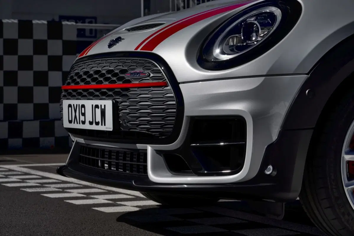 Mini John Cooper Works 2019: 306 CV per Countryman e Clubman  (14)