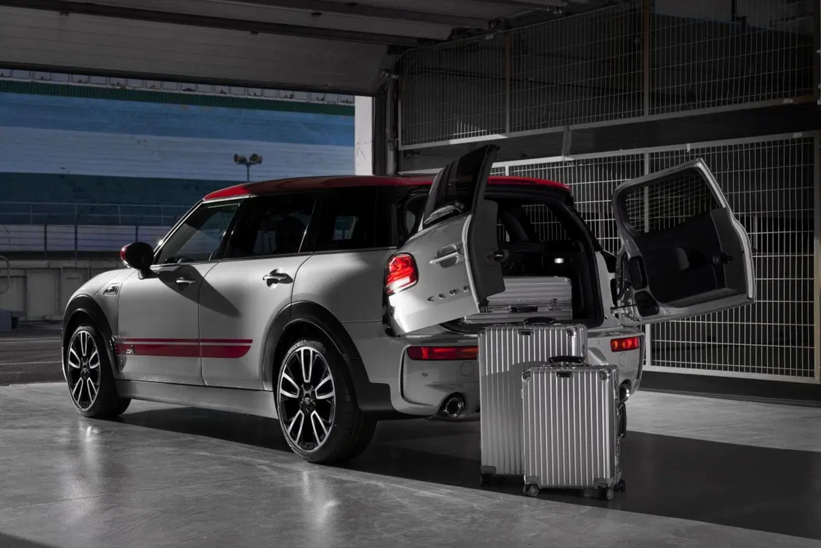 Mini John Cooper Works 2019: 306 CV per Countryman e Clubman  (17)