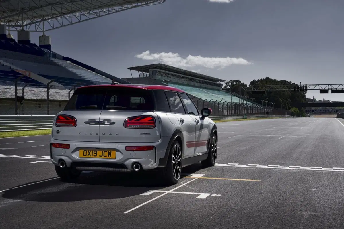 Mini John Cooper Works 2019: 306 CV per Countryman e Clubman  (20)