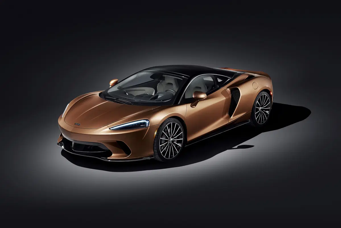 McLaren GT 2019, ecco la nuova sportiva per i lunghi viaggi (3)