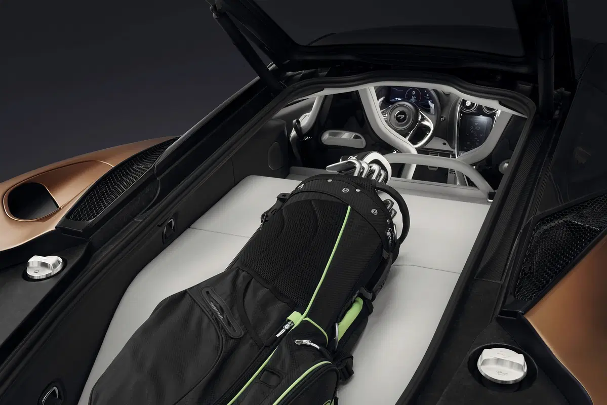 McLaren GT 2019, ecco la nuova sportiva per i lunghi viaggi (4)