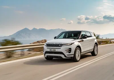 Range Rover Evoque 2019, la nuova mini Velar è arrivata [Video]