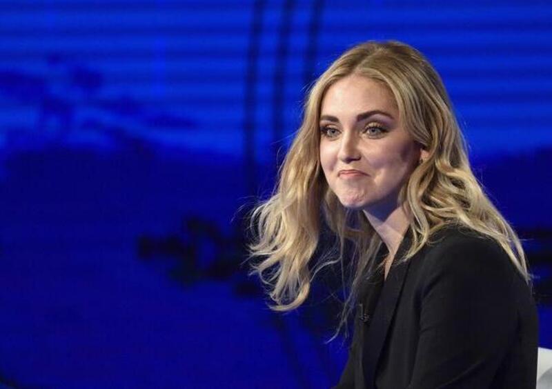 Chiara Ferragni: &laquo;Italia unico paese in cui Uber non funziona&raquo;