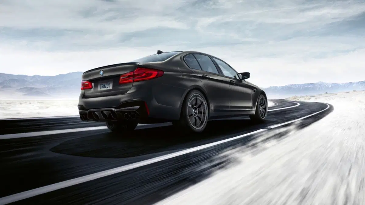 BMW M5, ecco la serie speciale Edition 35 Years (4)