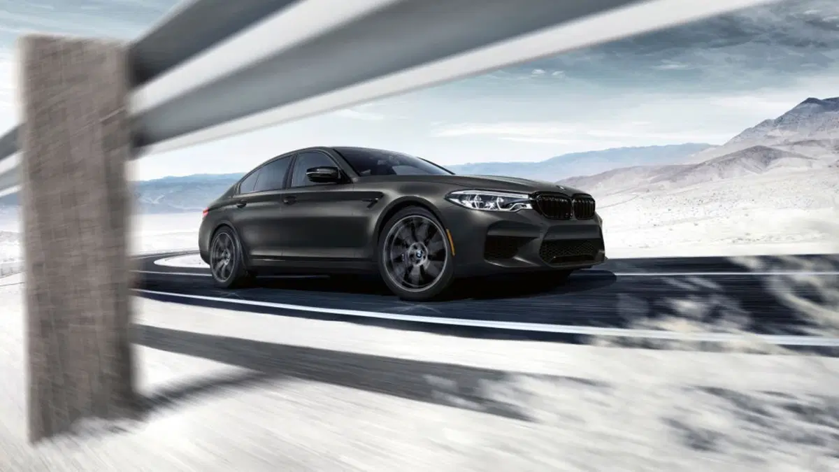 BMW M5, ecco la serie speciale Edition 35 Years (7)