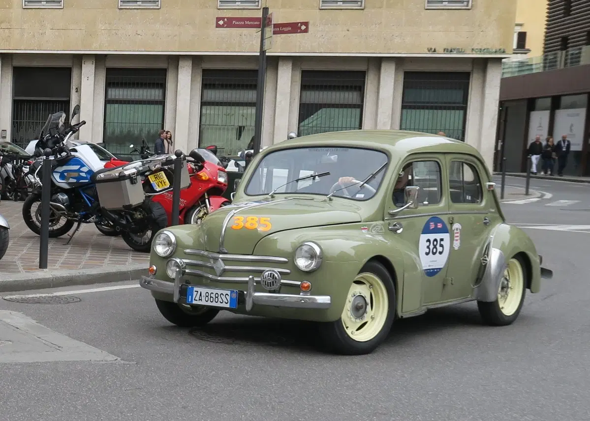 Mille Miglia 2019, le auto viste ai blocchi di partenza (13)