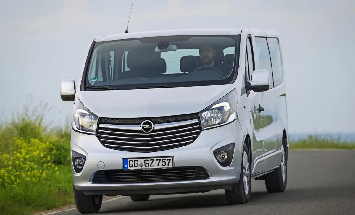 Opel Vivaro (2019-->>) (20)