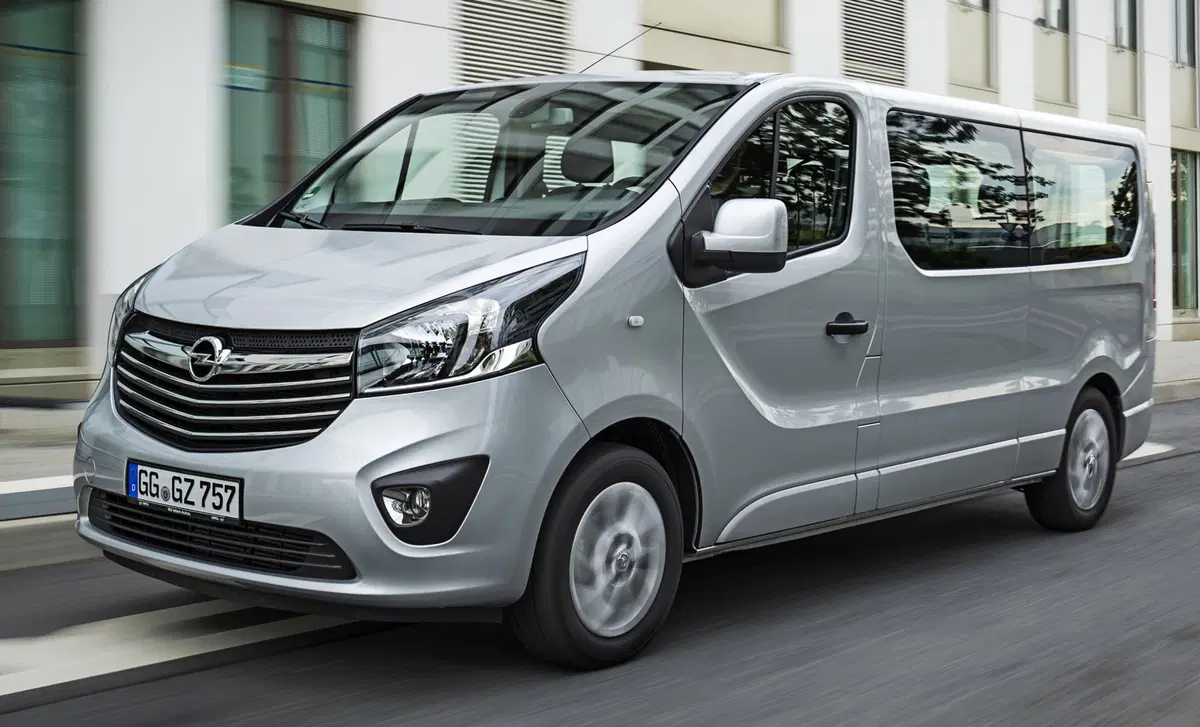 Opel Vivaro (2019-->>) (19)