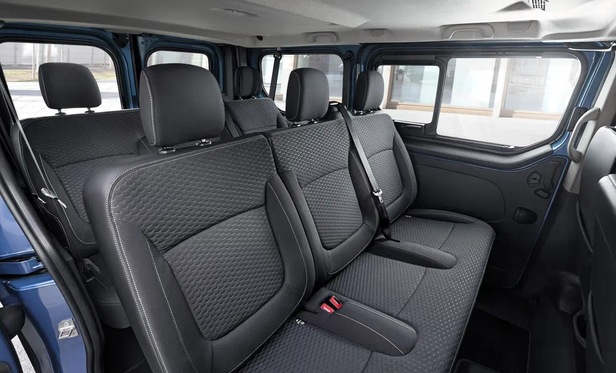 Opel Vivaro (2019-->>) (25)