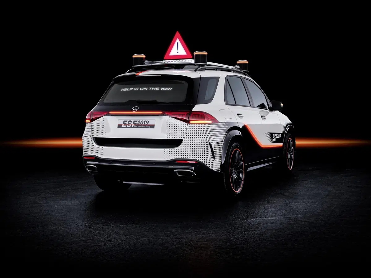 Mercedes-Benz ESF 2019: la tecnologia per la sicurezza 2.0