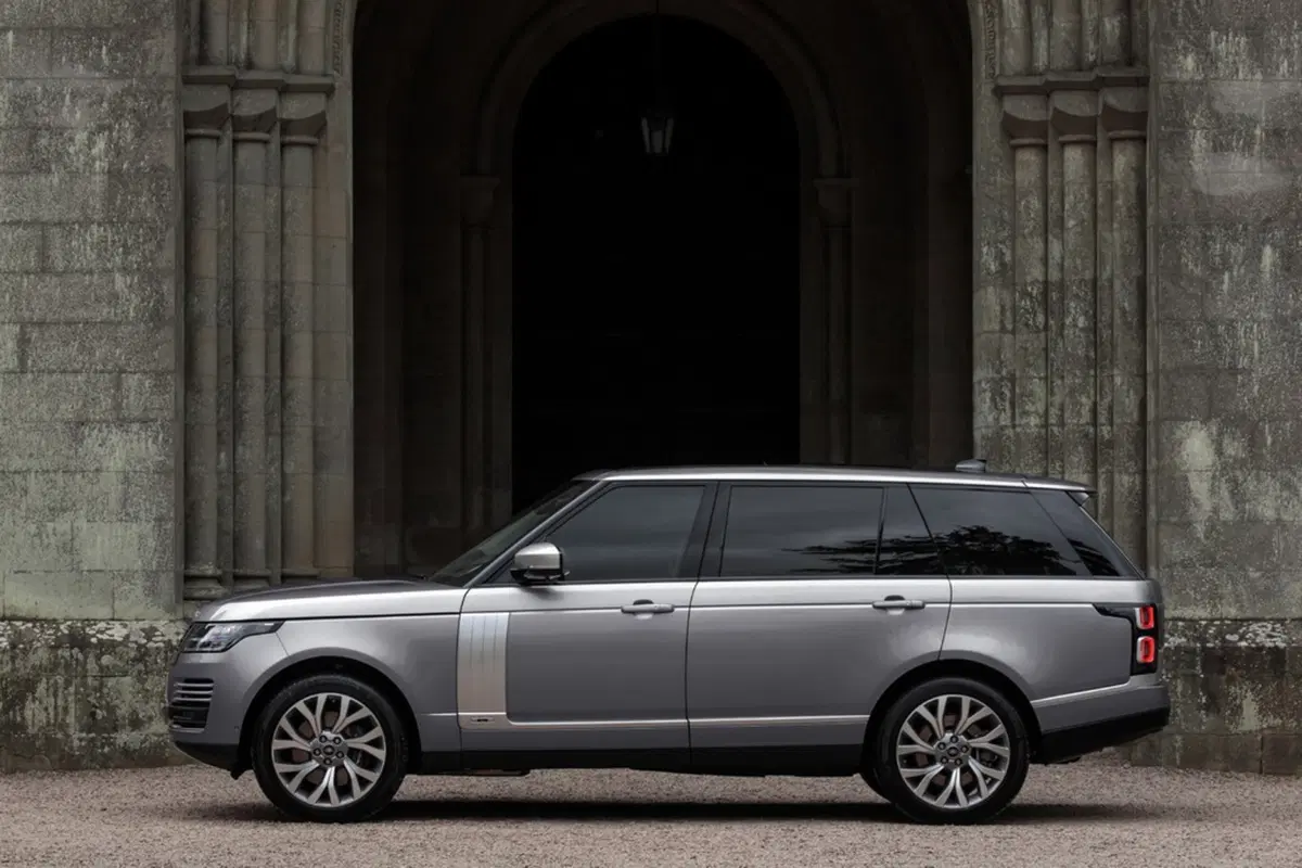 Range Rover Sport HST, la motorizzazione mild hybrid (3)