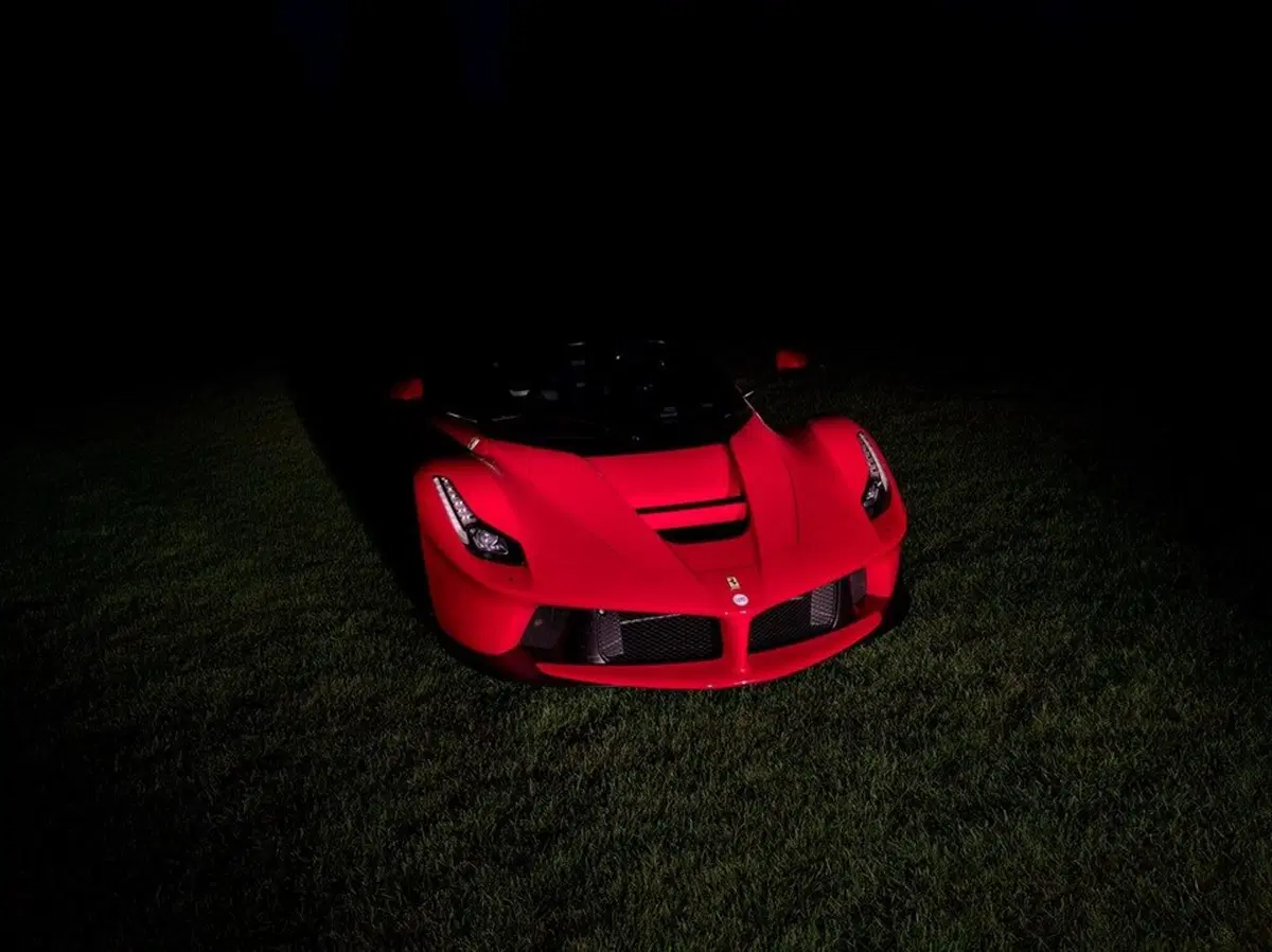 Cars & Coffee, le supercar più sensazionali della storia insieme per un raduno [Video] (8)