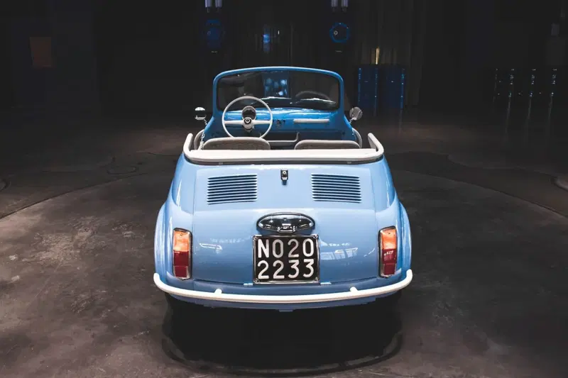 Fiat 500 Jolly Icon-e, elettrica d&rsquo;antan