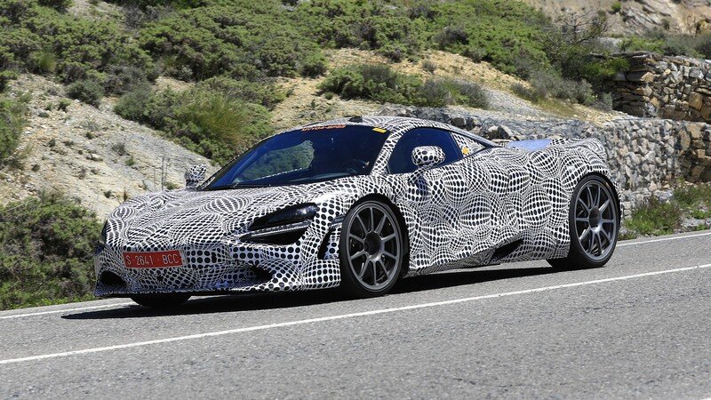 McLaren: avvistata la prima supercar ibrida [Foto spia]