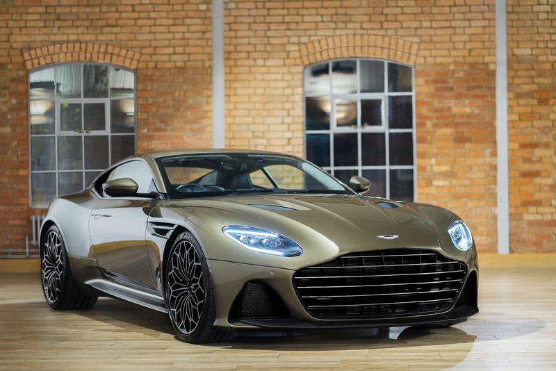 Aston Martin DBS Superleggera, l&#039;edizione speciale dedicata a James Bond