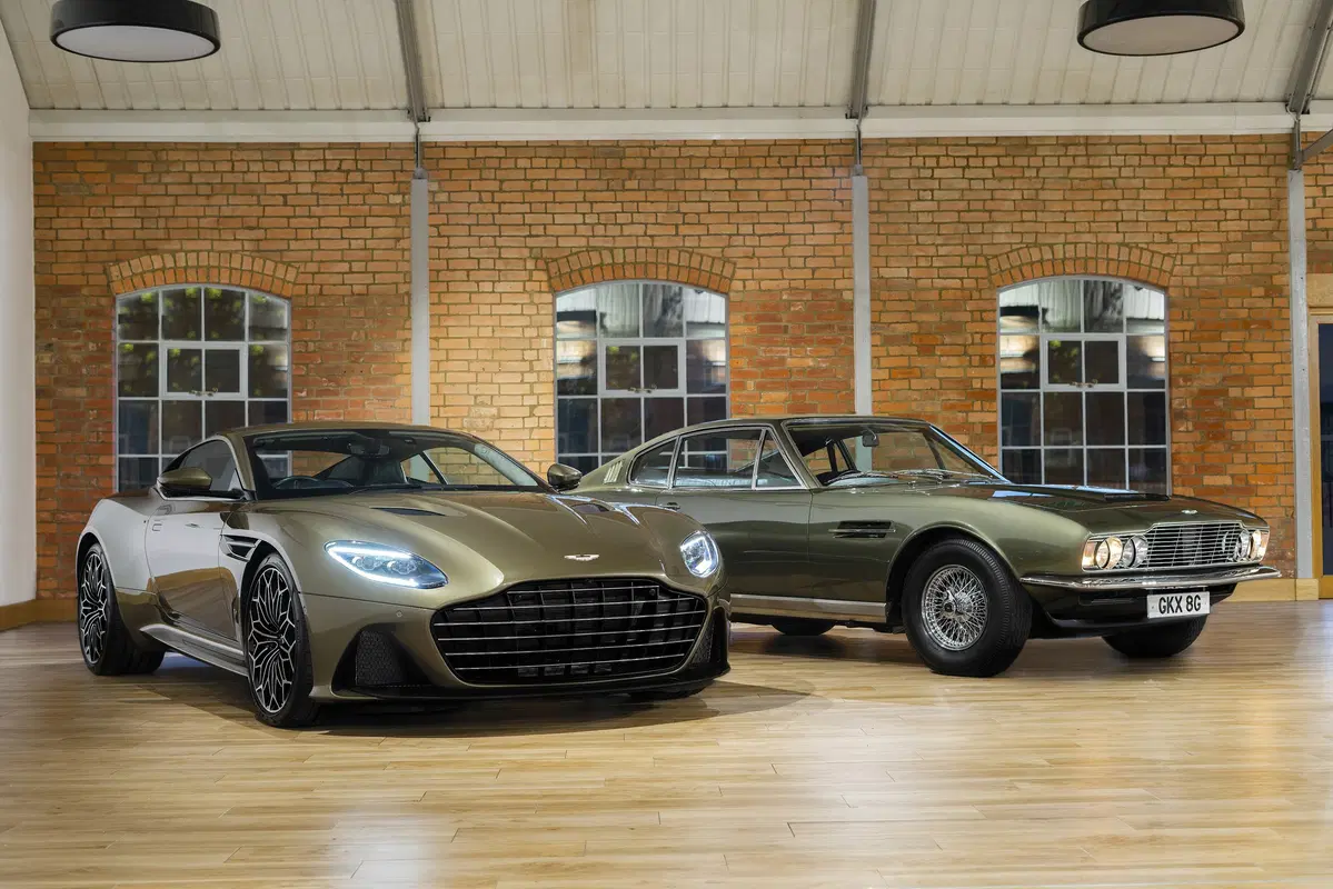 Aston Martin DBS Superleggera, l'edizione speciale dedicata a James Bond (16)