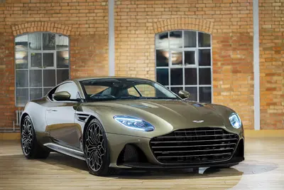 Aston Martin DBS Superleggera, l'edizione speciale dedicata a James Bond