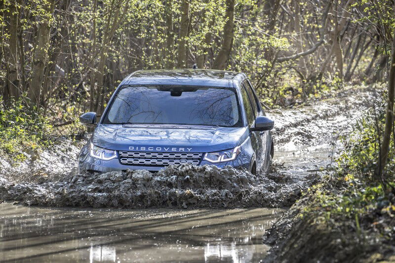 La nuova Discovery Sport &egrave; stata pensata anche per il fuoristrada