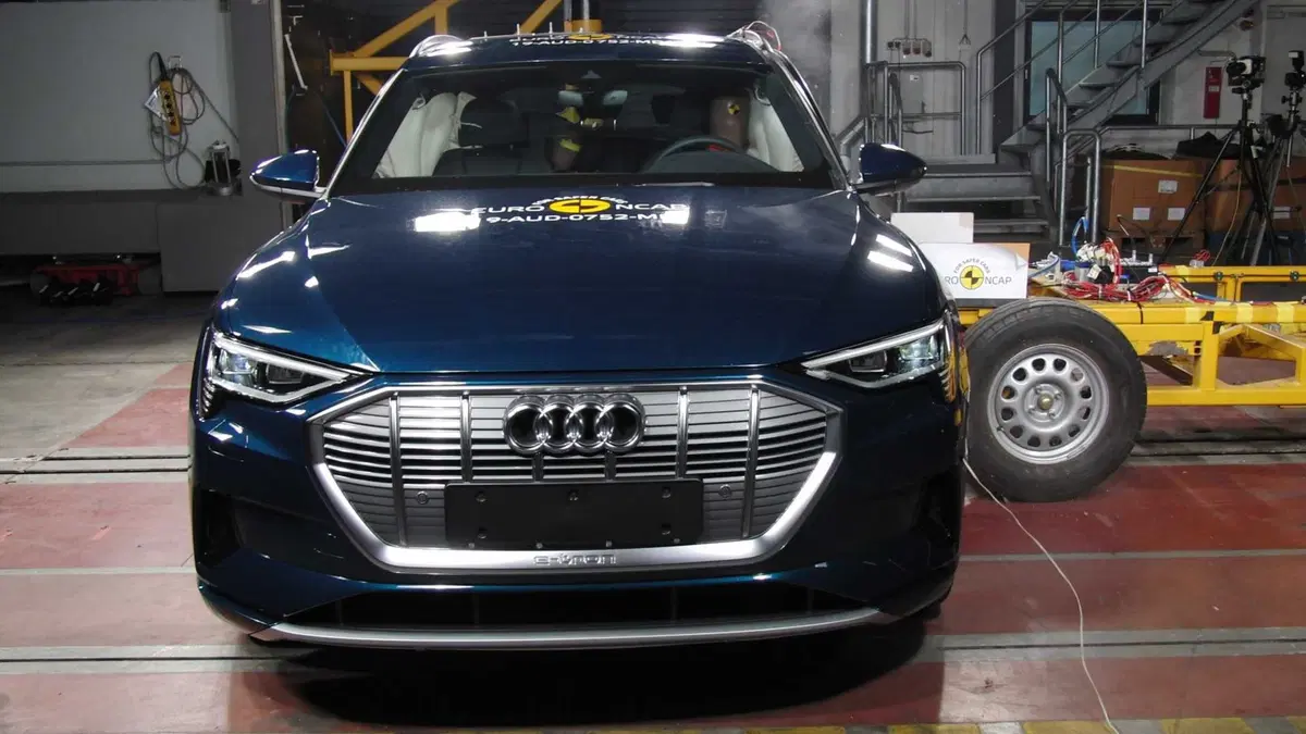 Crash test Euro NCAP, Mazda 3 al top dopo l'ultima sessione di test (2)