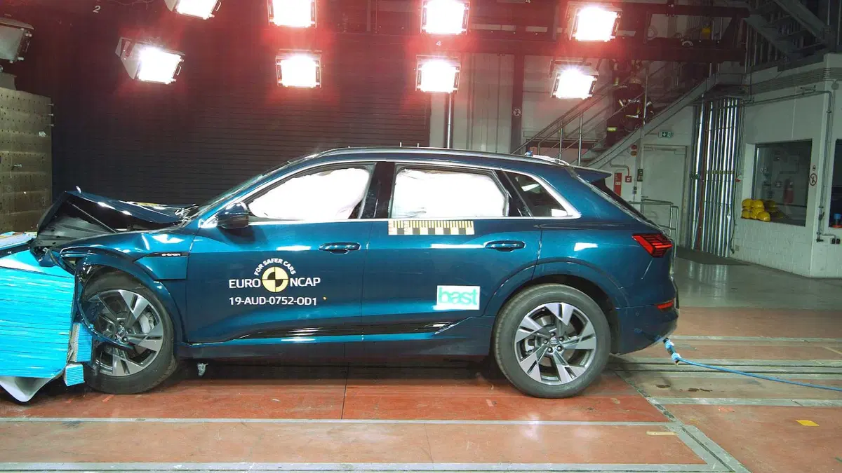 Crash test Euro NCAP, Mazda 3 al top dopo l'ultima sessione di test (4)