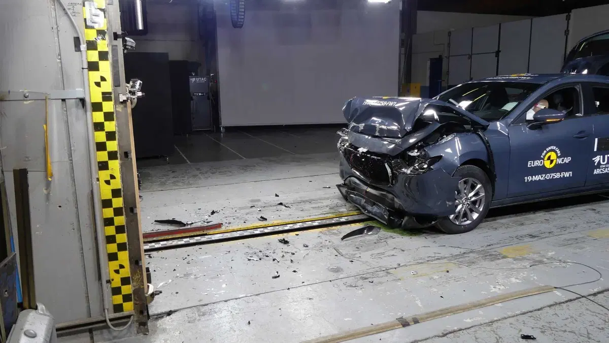 Crash test Euro NCAP, Mazda 3 al top dopo l'ultima sessione di test (7)