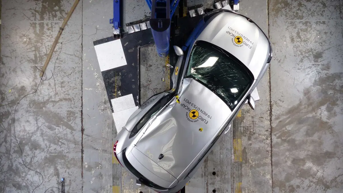 Crash test Euro NCAP, Mazda 3 al top dopo l'ultima sessione di test (8)