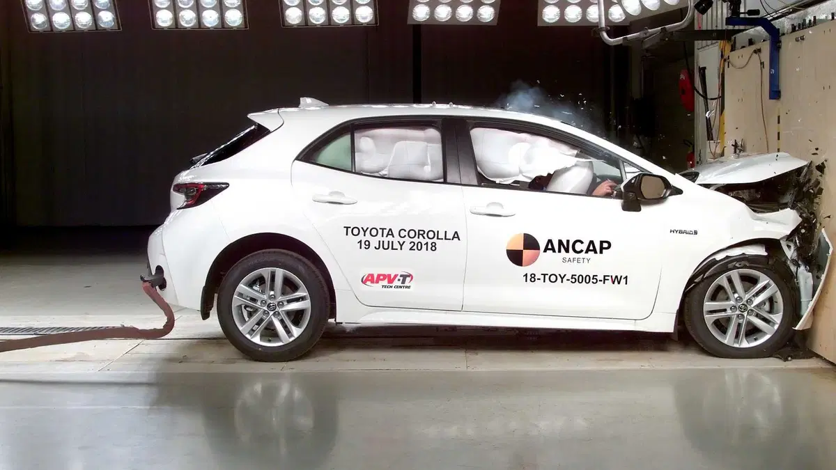 Crash test Euro NCAP, Mazda 3 al top dopo l'ultima sessione di test (2)