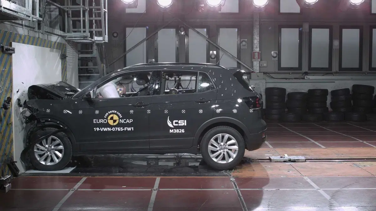 Crash test Euro NCAP, Mazda 3 al top dopo l'ultima sessione di test (5)