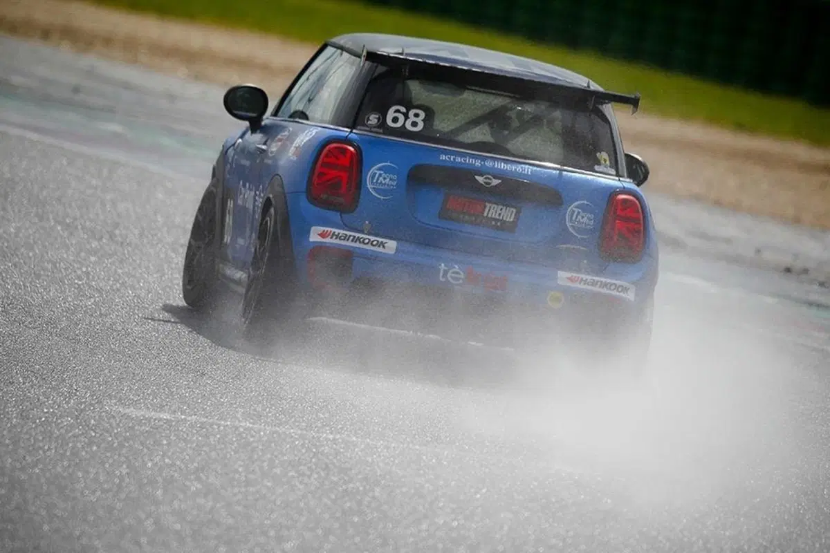 Diego Di Fabio, a 16 anni nel Mini Challenge: il racconto di Misano (3)